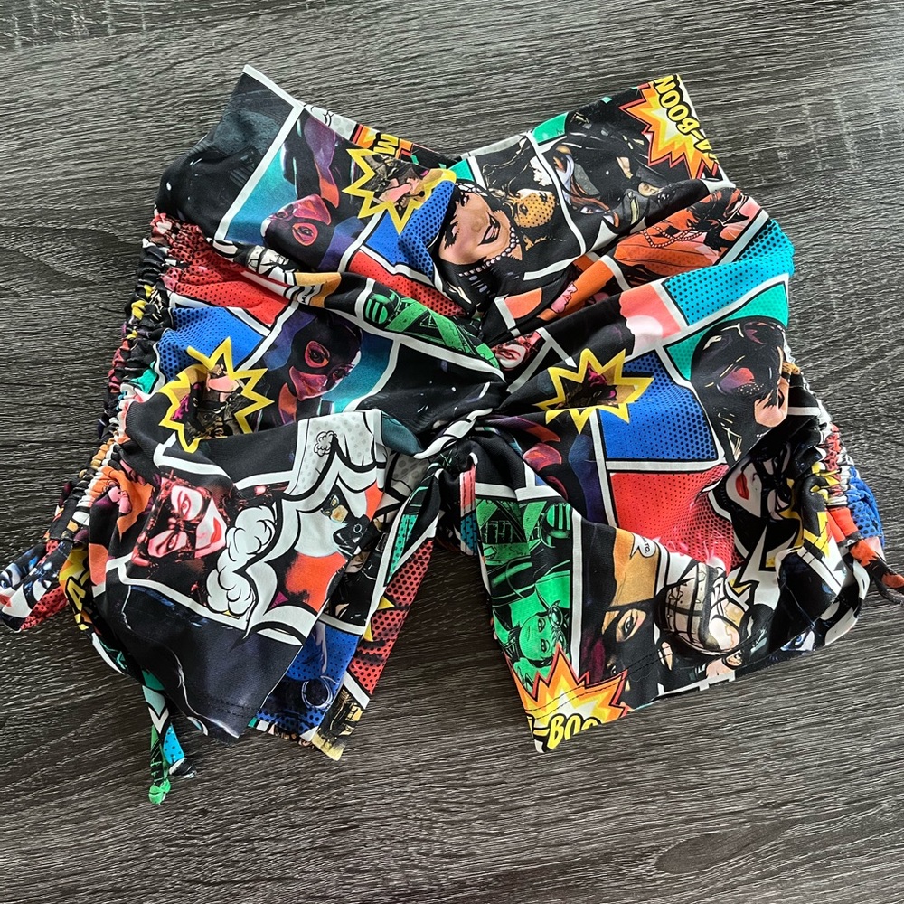 Comic book booty scrunch shorts